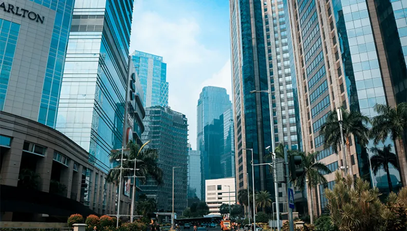 Buildings à Jakarta - Crédit : Muhammad Rizki sur Unsplash